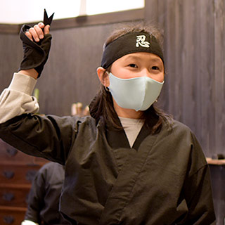 手裏剣の体験光景